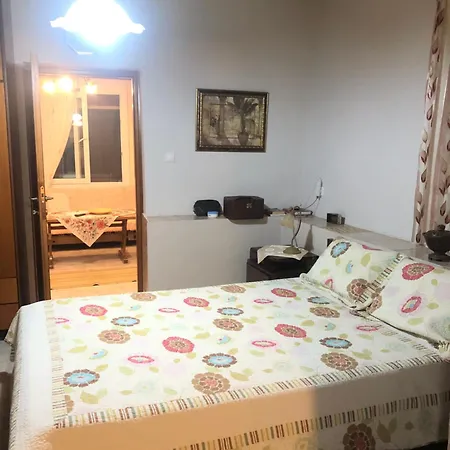 Takis & Mary's Beach House Skala Kallirakhis