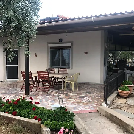 Holiday home Takis & Mary's Beach House