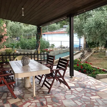 Holiday home Takis & Mary's Beach House